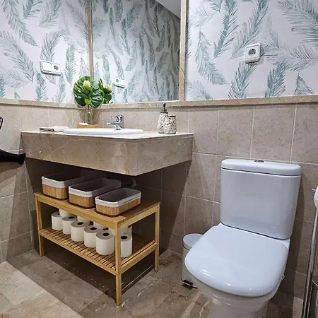 アパート Sol エステポナ